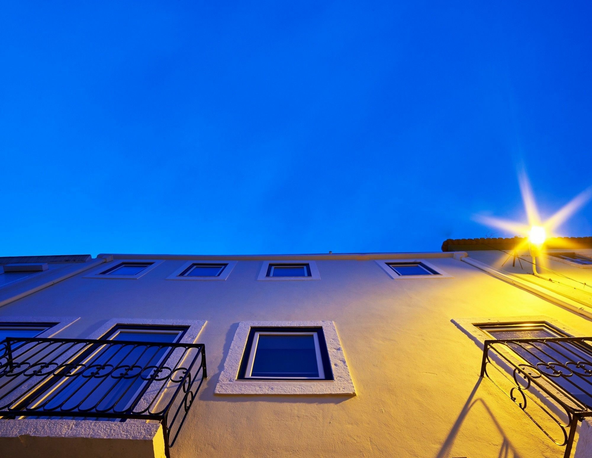 Lis Apartments Lisbon Exterior photo
